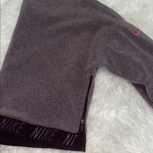 Women’s Nike Fleece Cropped Pullover